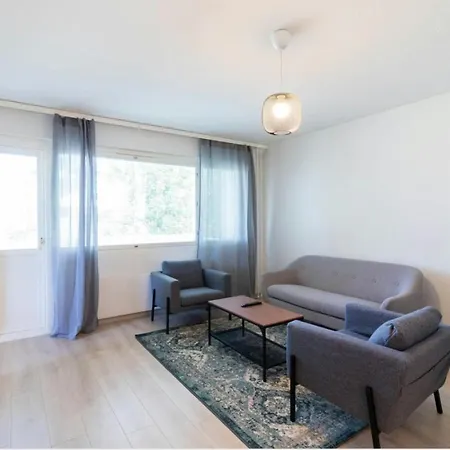 Spacious For 6 Espoo